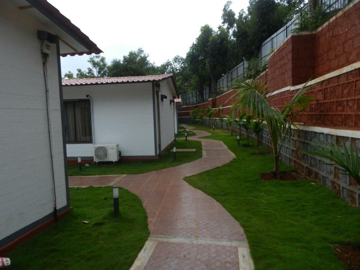 The Nihal Resort Mahabaleshwar Exterior photo